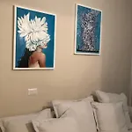 Vivi Cernobbio, La Sua Arte, La Sua Magia